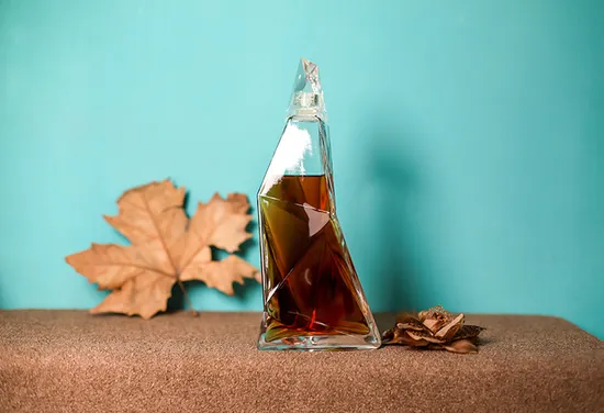 Hot Sales Liquor Bottle 375ml 500ml 700ml 750ml Clear Vodka Glass Bottle 