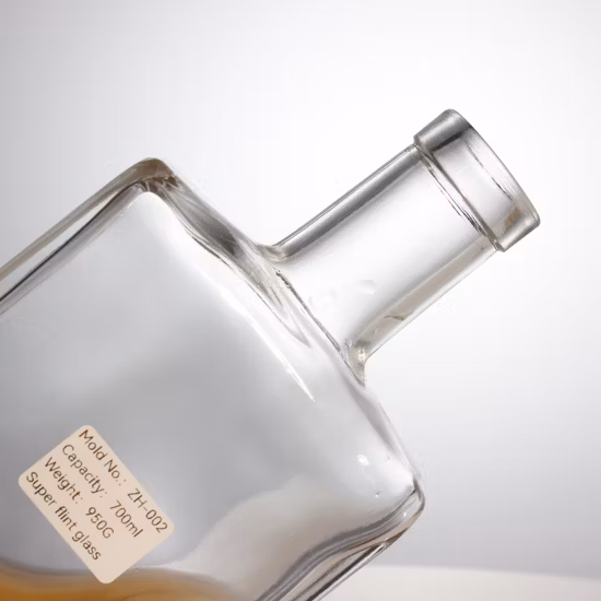 Factory Produced Bespoke Empty Square Vodka Gin Tequlia Rum 700ml Glass Liquor Bottles 750ml