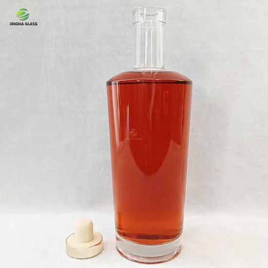 750 Ml Round Empty Distillery Whisky Spirit Vodka Tequlia Glass Bottle with Cork 