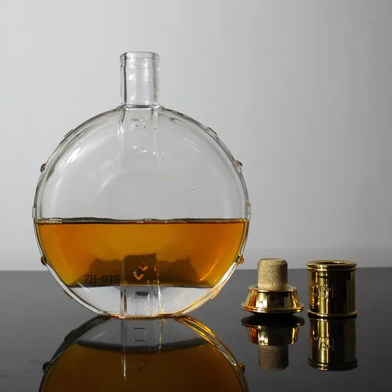 Affordable Round Shape 700ml Super Flint Tequlia Rum Whisky Spirit Gin Vodka Glass Liquor Glass Bottle with Custom Cork 